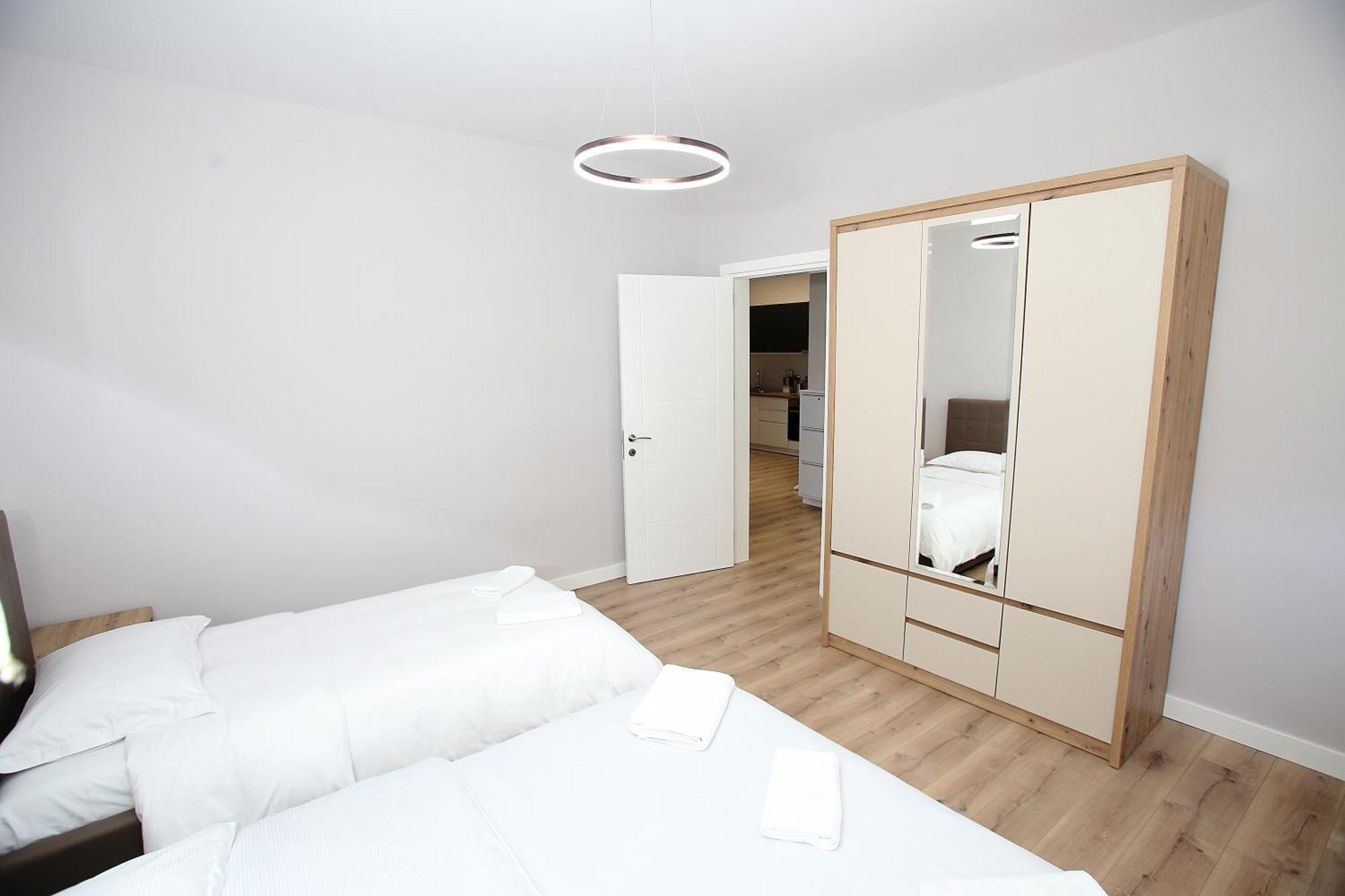 The Met Apartments Durrës Exteriör bild