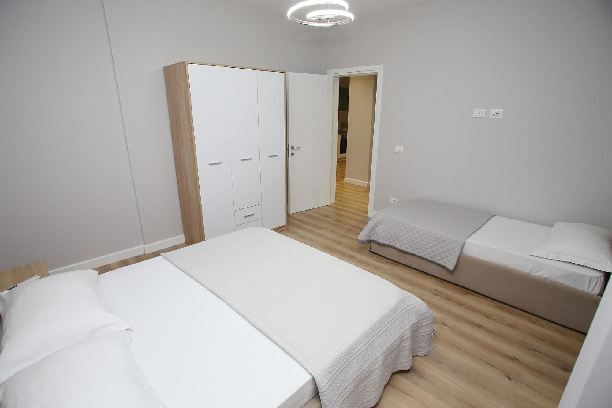 The Met Apartments Durrës Exteriör bild